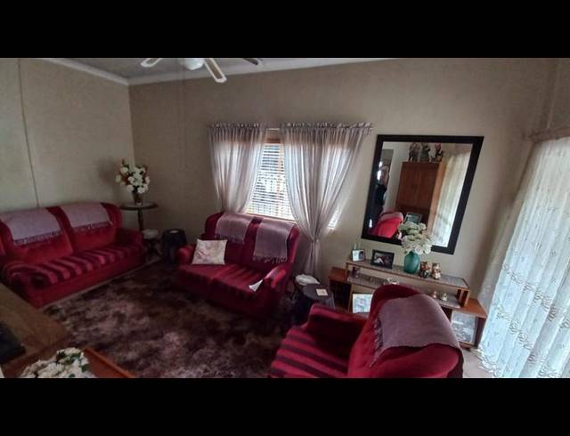 1 BEDROOM PROPERTY TO RENT IN PRETORIA GARDENS